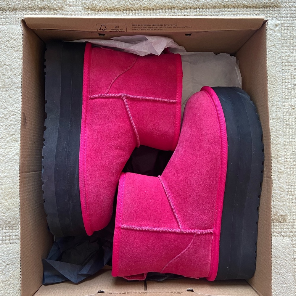 Platform Mini Uggs